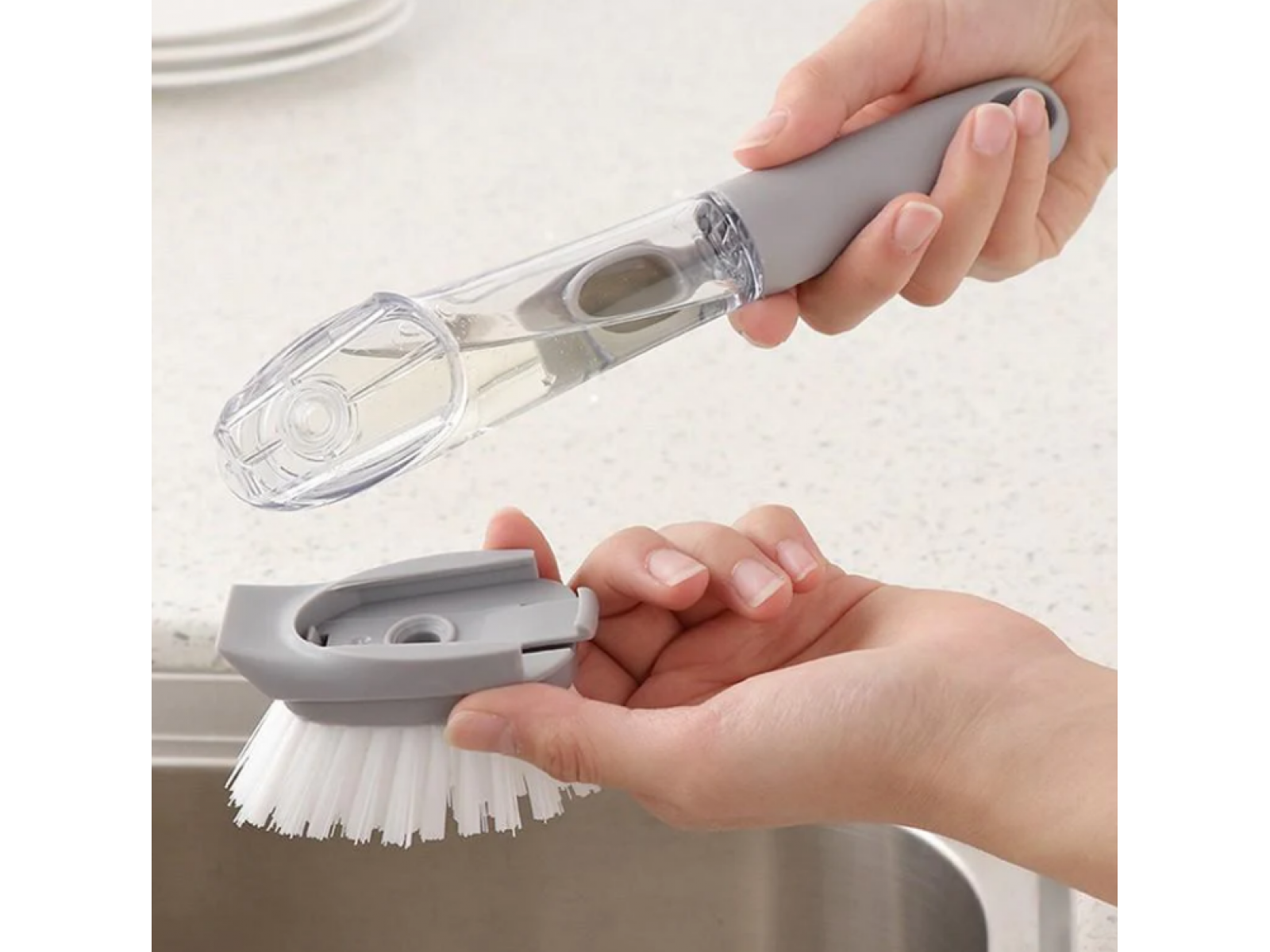 Perie cu dozator 2 în 1 - imagine 3